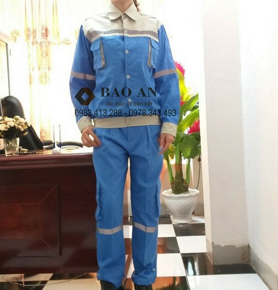 Quần áo bảo hộ xanh hòa bình phối ghi sáng